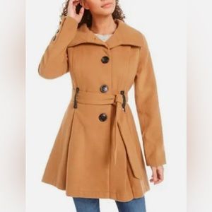 Madden Girl Belted
Drama Skirted Wool Look Coat Camel
Size M